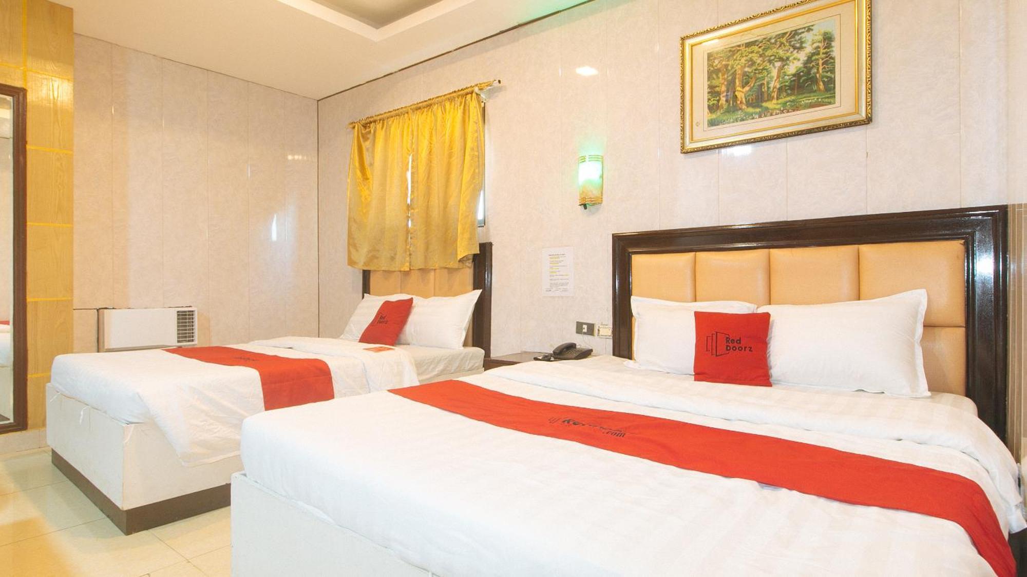 Reddoorz At Winter Hotel Araneta Quezon City Exterior photo