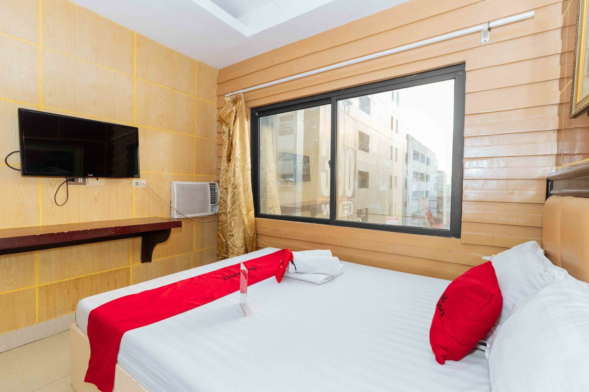 Reddoorz At Winter Hotel Araneta Quezon City Exterior photo
